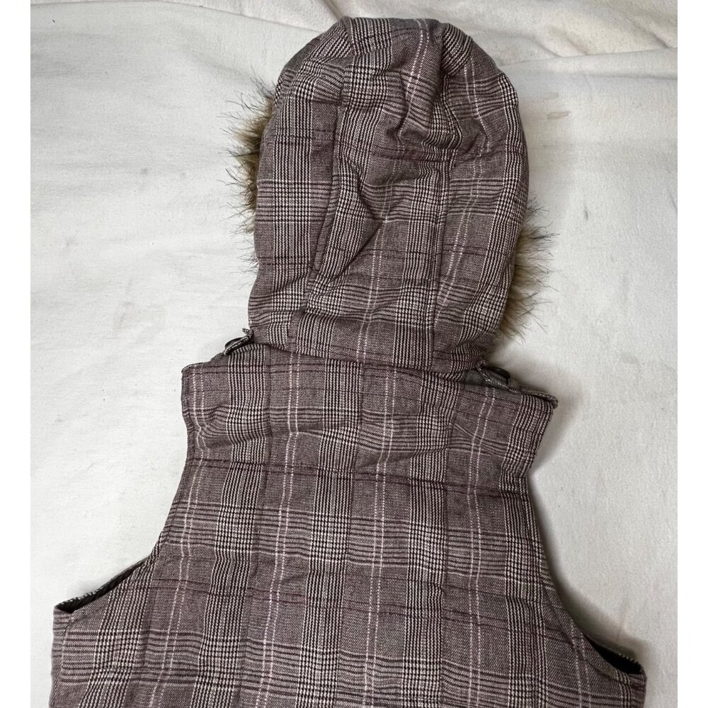 Charlotte Russe Plaid Puffer Vest Faux Fur Hood Brown S Snap Full Zip Pockets - Picture 11 of 16